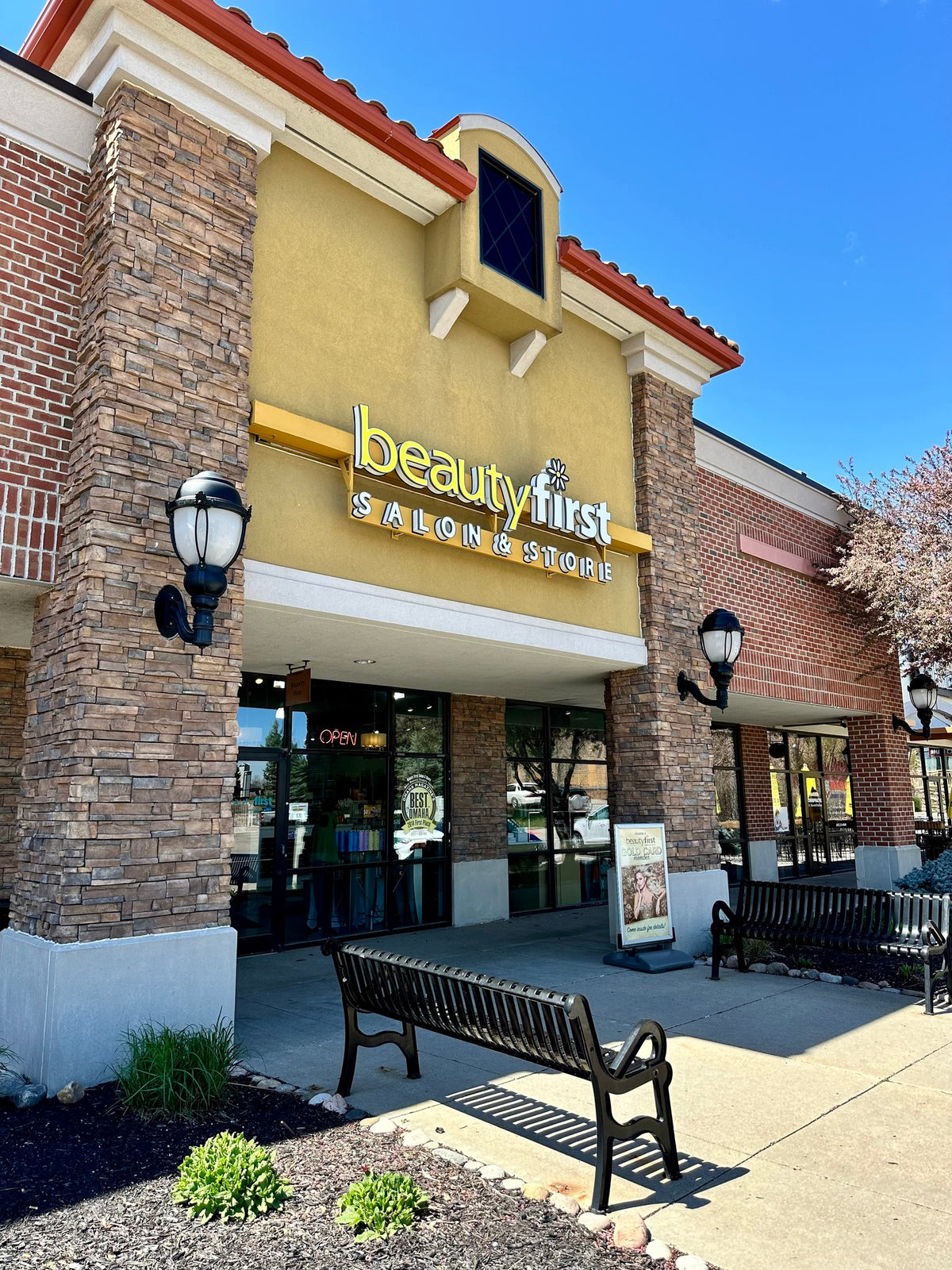 Beauty First - Maple